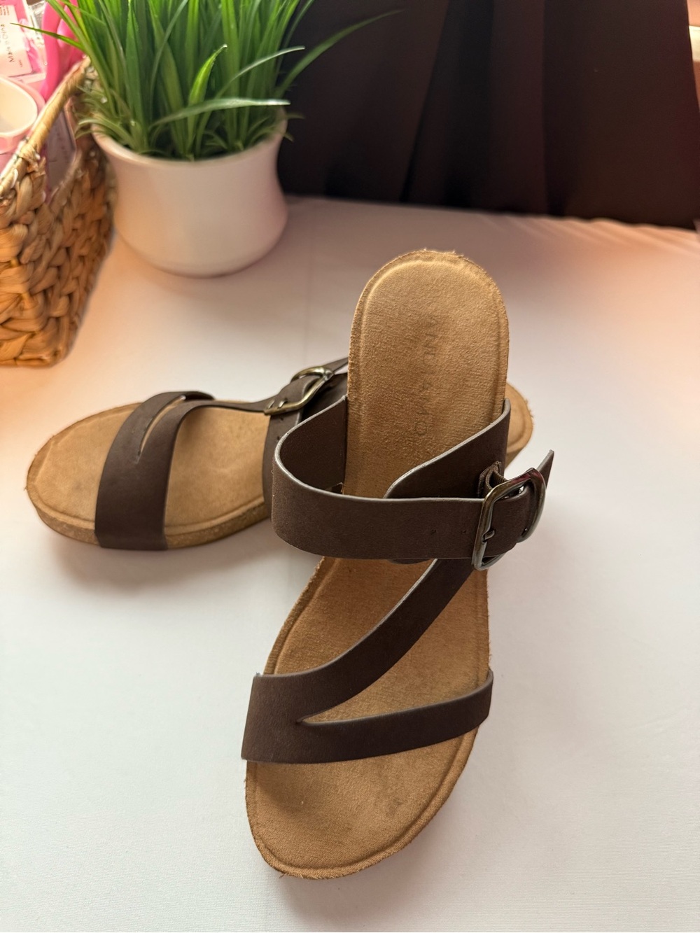 Women's Brown Double-Strap Buckle Slide Sandals